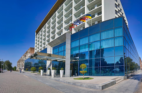 Здание Intourist Hotel